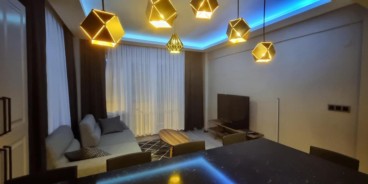 Tam Merkezde Yepyeni Bir Daire イスタンブール エクステリア 写真